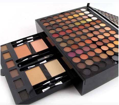 Coffret de maquillage ultime - Affordable Techs