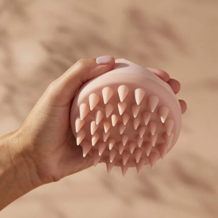Masseur revitalisant pour le cuir chevelu - Affordable Techs